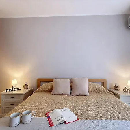 Attico L' Onda Marina Apartment