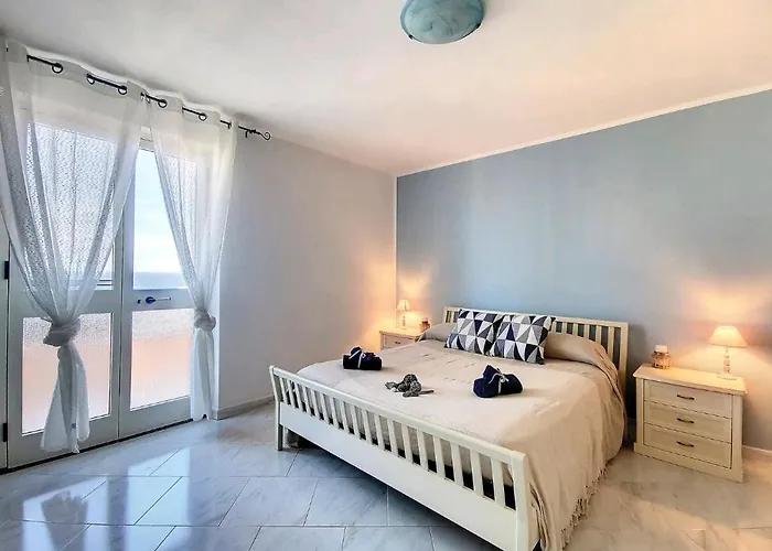 公寓 Attico L' Onda Marina