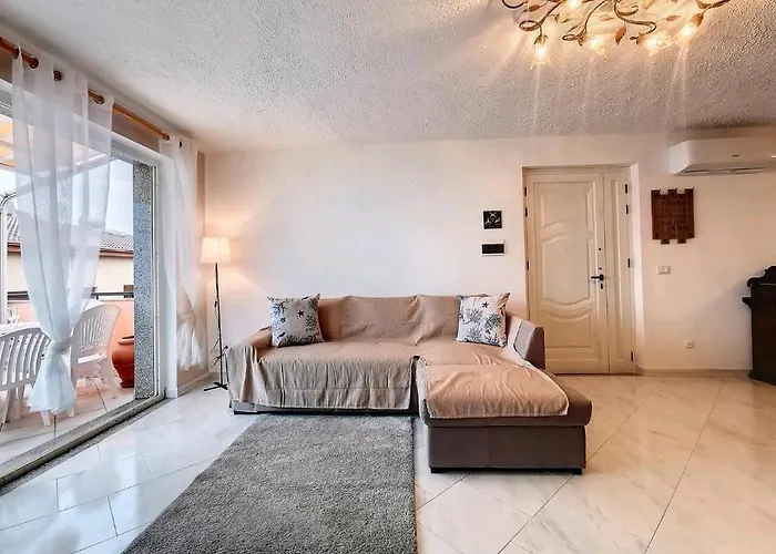 Attico L' Onda Marina Apartman